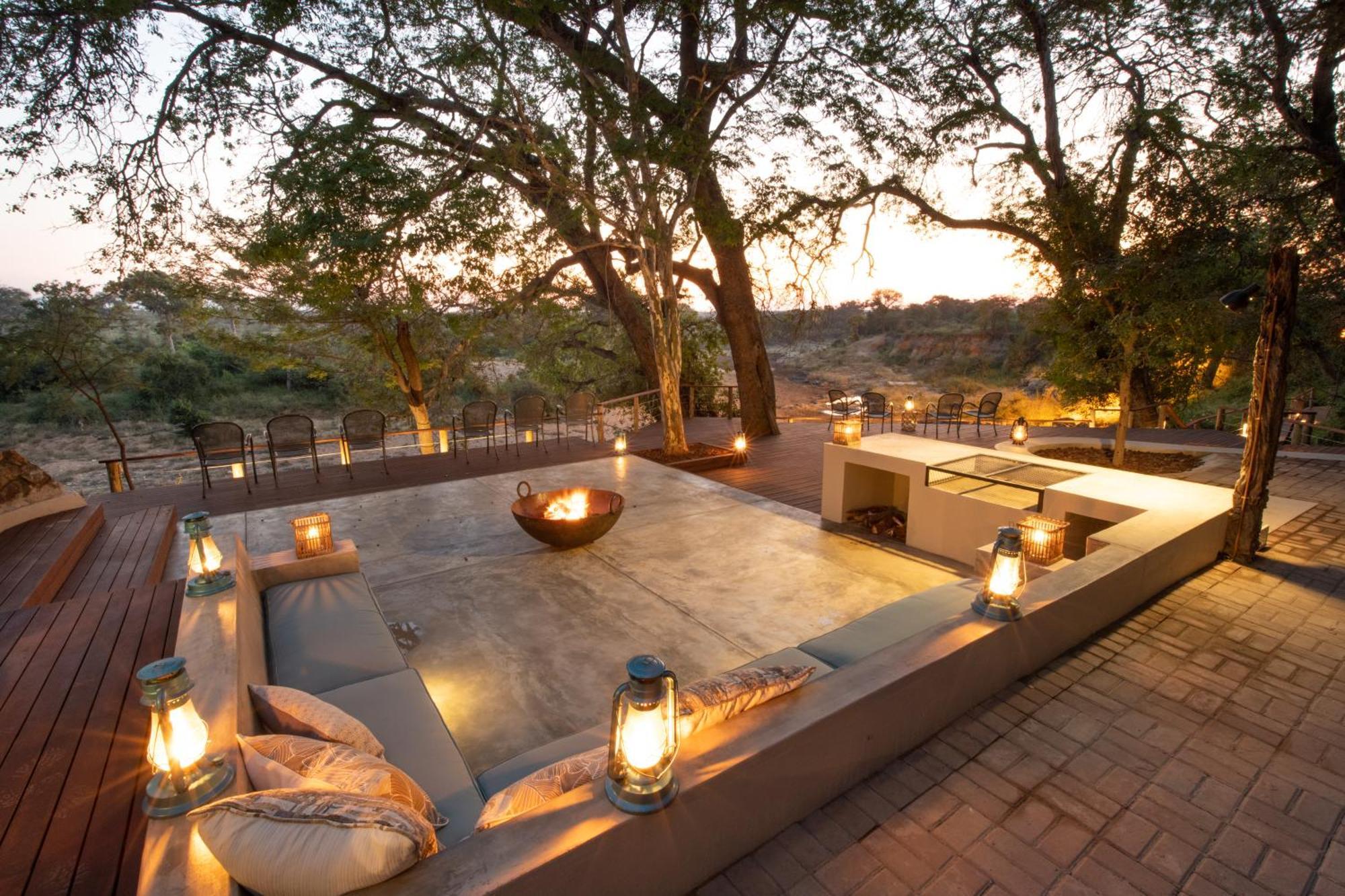 Nyala Safari Lodge Hoedspruit Extérieur photo